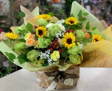 20220617_kekkon-oiwai-arrangement-sunflower4-flowerhouseaika
