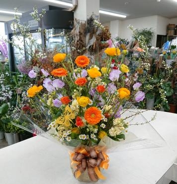 20230226_birthday-oiwai_arrangement-flowerhouseaika2