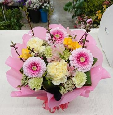 20230305_hinamatsuri-oiwai_arrangement-flowerhouseaika