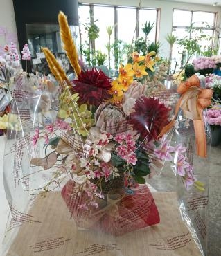 20230413_koki-oiwai_artificialflower_arrangement-flowerhouseaika