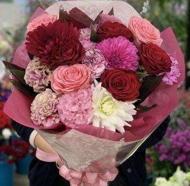 花束　成人式に☆｜「愛花」　（愛媛県松山市の花キューピット加盟店 花屋）のブログ