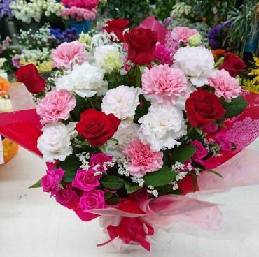 お誕生日　アレンジメント♪｜「愛花」　（愛媛県松山市の花キューピット加盟店 花屋）のブログ