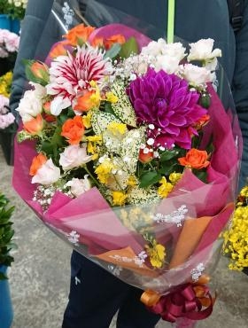 ご両親様へ♪　花束のプレゼント♪｜「愛花」　（愛媛県松山市の花キューピット加盟店 花屋）のブログ