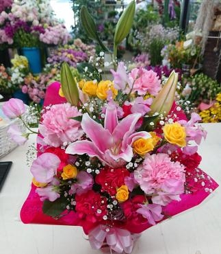 20210407oiwai-arrangement-flowerhouse-aika