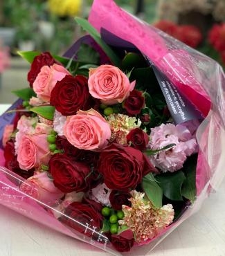 結婚記念日 花束♪｜「愛花」　（愛媛県松山市の花キューピット加盟店 花屋）のブログ