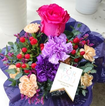 母の日2022 アレンジメント♪｜「愛花」　（愛媛県松山市の花キューピット加盟店 花屋）のブログ
