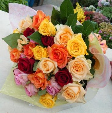 お嬢様のお誕生日祝い バラの花束♪｜「愛花」　（愛媛県松山市の花キューピット加盟店 花屋）のブログ