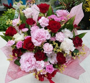 記念日 お祝い アレンジメント♪｜「愛花」　（愛媛県松山市の花キューピット加盟店 花屋）のブログ