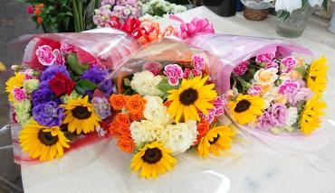 花束贈呈♪｜「愛花」　（愛媛県松山市の花キューピット加盟店 花屋）のブログ