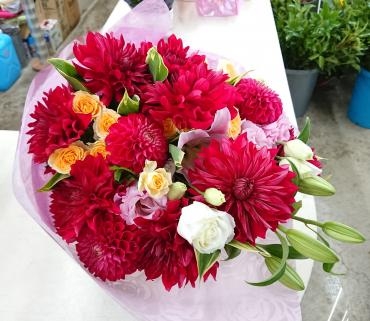 20221018_birthday_bouquet-dahlia-flowerhouseaika2