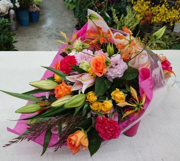 20221217_oseibo_orei_bouquet_gloriosa_orangeheart-flowerhouseaika