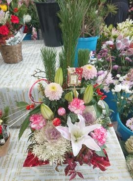 お正月 アレンジメント♪｜「愛花」　（愛媛県松山市の花キューピット加盟店 花屋）のブログ