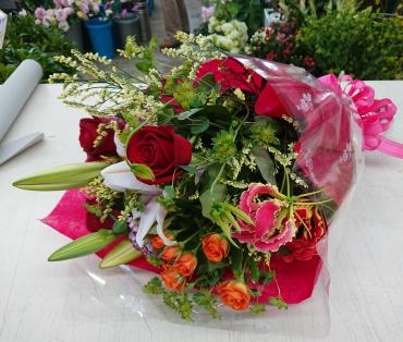 定年退職 お祝い 花束♪｜「愛花」　（愛媛県松山市の花キューピット加盟店 花屋）のブログ