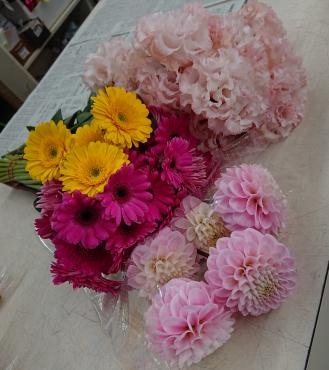 花手水 切り花の納品♪｜「愛花」　（愛媛県松山市の花キューピット加盟店 花屋）のブログ