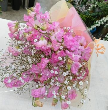 20230223_14th-birthday-oiwai_bouquet_sweetpea-flowerhouseaika