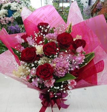 20230224_birthday-oiwai_arrangement_rose-flowerhouseaika