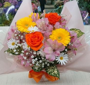 20230421_birthday-oiwai_arrangement-flowerhouseaika