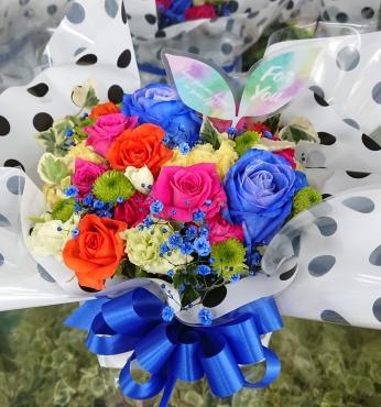 20230523_mothersday-arrangement_kimagre-box-flowerhouseaika