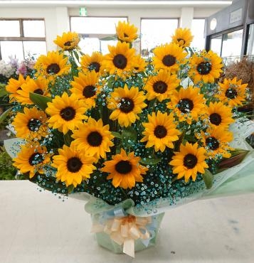 20230603_meinichi-osonae_arrangement_sunflower-flowerhouseaika