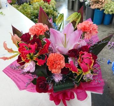 お祝い アレンジメント♪｜「愛花」　（愛媛県松山市の花キューピット加盟店 花屋）のブログ
