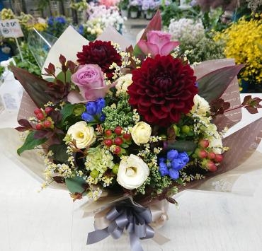 お誕生日祝い アレンジメント♪｜「愛花」　（愛媛県松山市の花キューピット加盟店 花屋）のブログ