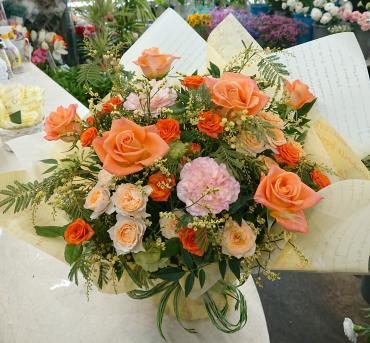 20230725_oiwai_arrangement_orange-flowerhouseaika