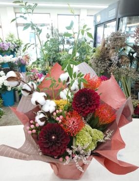 個展 お祝い アレンジメント♪｜「愛花」　（愛媛県松山市の花キューピット加盟店 花屋）のブログ