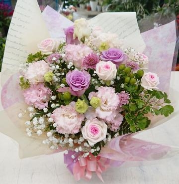 20231005_oiwai_arrangement_rose-eustoma-flowerhouseaika