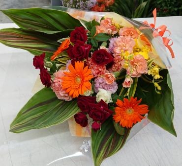 20231016_taishoku-oiwai_bouquet-flowerhouseaika