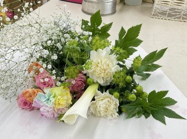 お花の定期便 花びん用 切り花♪｜「愛花」　（愛媛県松山市の花キューピット加盟店 花屋）のブログ