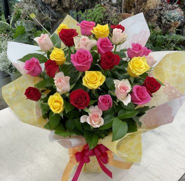 フラワーハウス愛花の愛愛フラワー★影浦バラ園さんのバラプレゼント♪