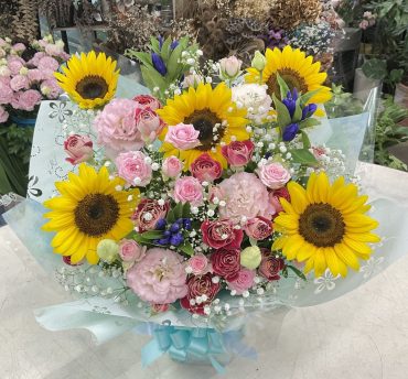 一周忌 法要 お供え アレンジメント｜「愛花」　（愛媛県松山市の花キューピット加盟店 花屋）のブログ