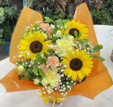 バレエ 発表会 お祝い イエロー＆オレンジ系 アレンジメント♪｜「愛花」　（愛媛県松山市の花キューピット加盟店 花屋）のブログ