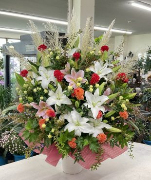 つぼ活け風アレンジメント♪「愛花」（愛媛県松山市の花屋）のギャラリー写真