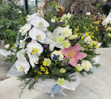 枕花 お供え アレンジメント｜「愛花」　（愛媛県松山市の花キューピット加盟店 花屋）のブログ