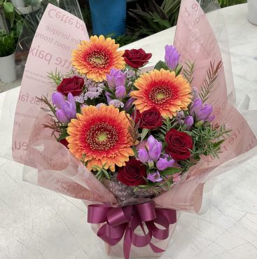 ご新築お祝い アレンジメント♪｜「愛花」　（愛媛県松山市の花キューピット加盟店 花屋）のブログ