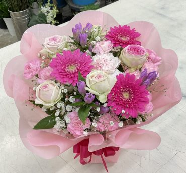 プレゼントに アレンジメント♪｜「愛花」　（愛媛県松山市の花キューピット加盟店 花屋）のブログ