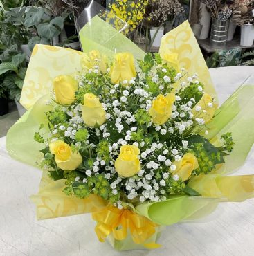 お誕生日祝い 黄色バラ アレンジメント♪｜「愛花」　（愛媛県松山市の花キューピット加盟店 花屋）のブログ