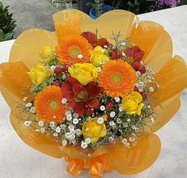 ご結婚祝い アレンジメント♪「愛花」（愛媛県松山市の花屋）のギャラリー写真